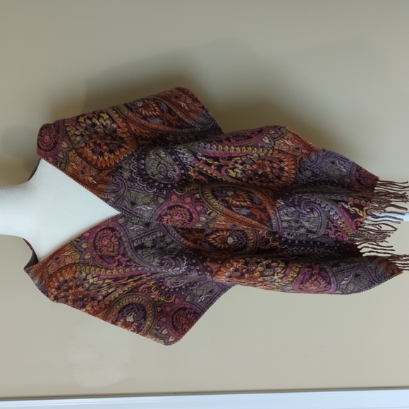 *NEW* Lord & Taylor Blanket scarf - Picture 5 of 5